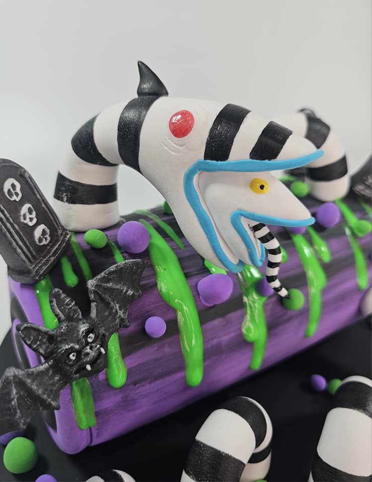 Sandworm yule log Prop, Beatle Juice Decor, Whimsical Decor - Image 4